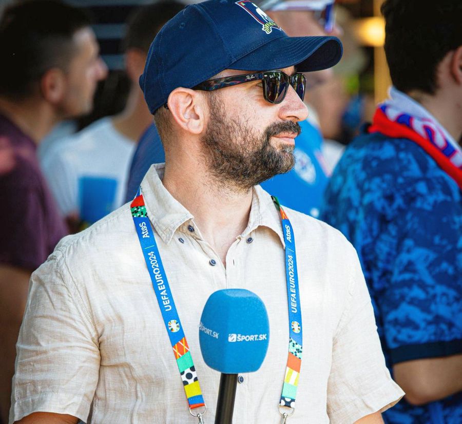 Jan Jasenka, jurnalist la Sport.sk / Sursă foto: Facebook Cum vede un jurnalist slovac șansele României U21 la Campionatul European: „Ați făcut progrese remarcabile! Există opinia asta în Slovacia”