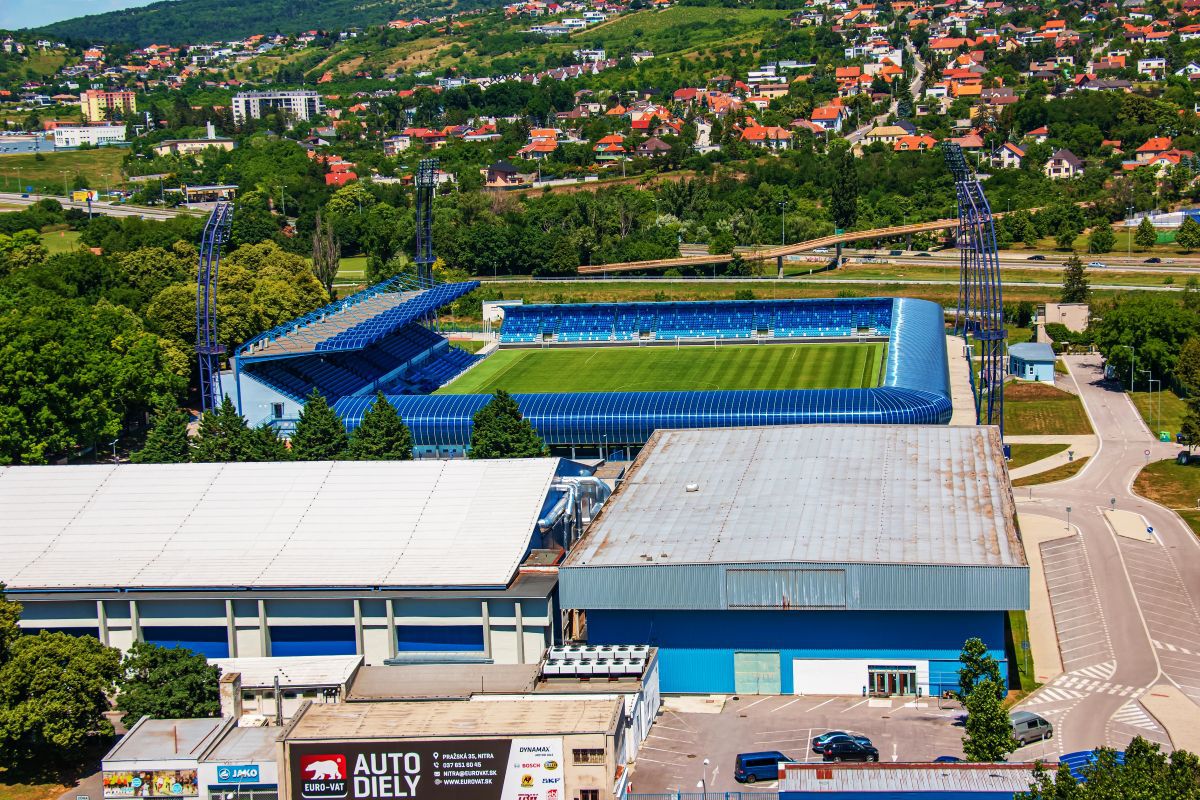 Poftiți în arenele Slovaciei! Cum arată stadioanele pe care se joacă EURO 2025