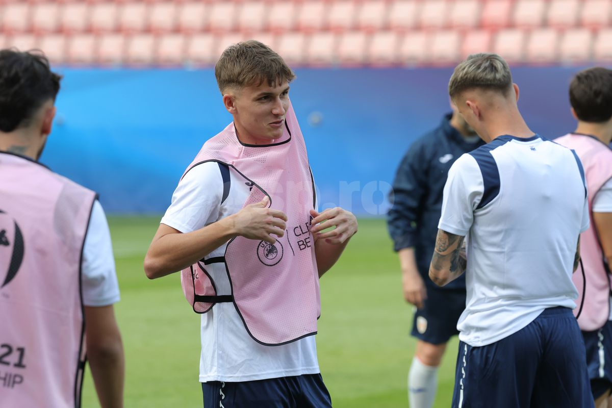 Casa Fotbalului se mută la Bratislava! Răzvan Burleanu, Mircea Lucescu, dar și alți federali vin la meciul de debut al României