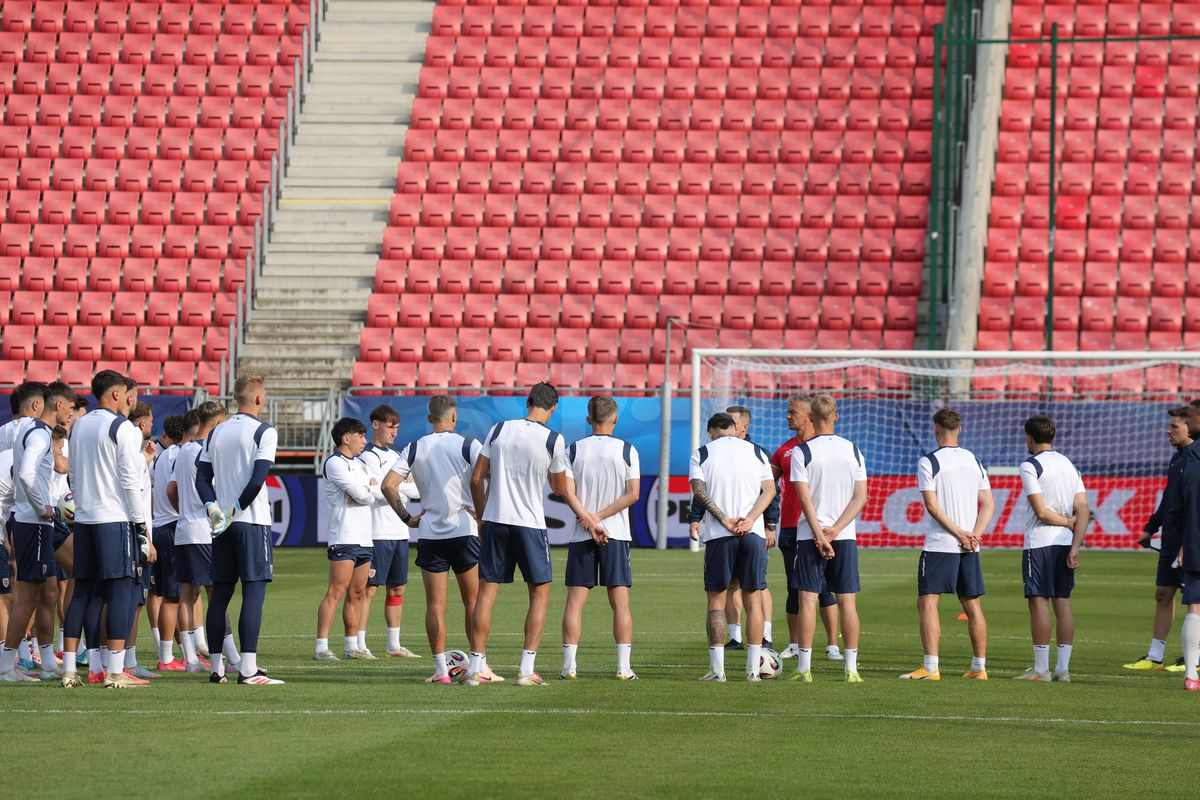 Casa Fotbalului se mută la Bratislava! Răzvan Burleanu, Mircea Lucescu, dar și alți federali vin la meciul de debut al României