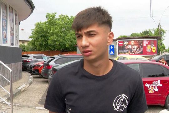 Alexandru Musi, prezentându-se pentru vizita medicală de la Dinamo