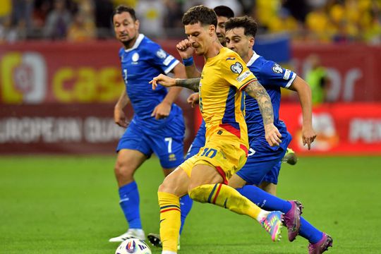 Dennis Man (aripă dreapta) a tras concluziile, după ce România a învins-o pe Cipru, scor 2-0, el fiind cel mai bun om de pe teren. Foto: Cristi Preda (GSP)