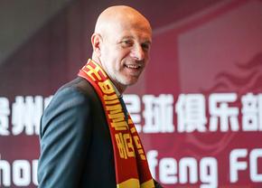 Mauro Pederzoli a ajuns la București pentru a-și lua postul în primire la Rapid