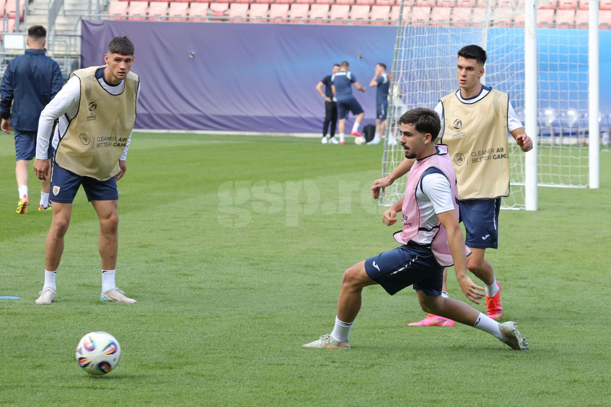 Casa Fotbalului se mută la Bratislava! Răzvan Burleanu, Mircea Lucescu, dar și alți federali vin la meciul de debut al României