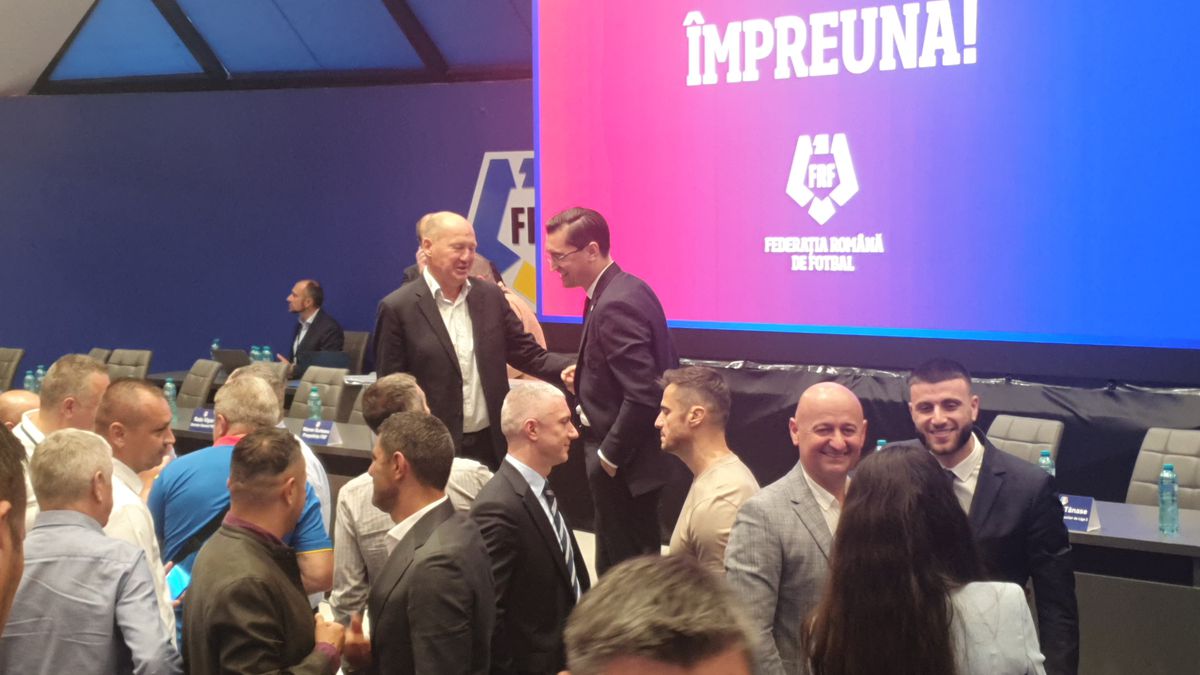 Adrian Mititelu, reacție virulentă după ultimul conflict cu Răzvan Burleanu: „Sunt niște profitori! Așteaptă să mănânce o sarma și să bea un suc”