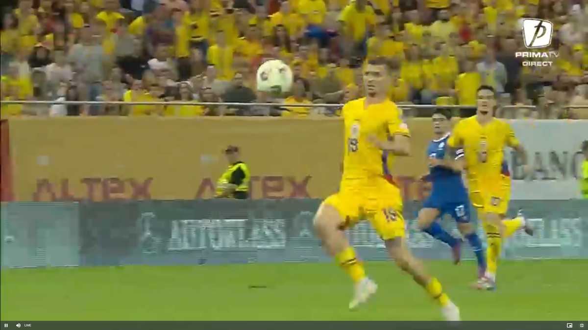 Faza îndelung analizată de VAR, cu câteva momente înainte ca România să „îngenuncheze” Cipru » Trebuia sau nu cartonaș roșu?