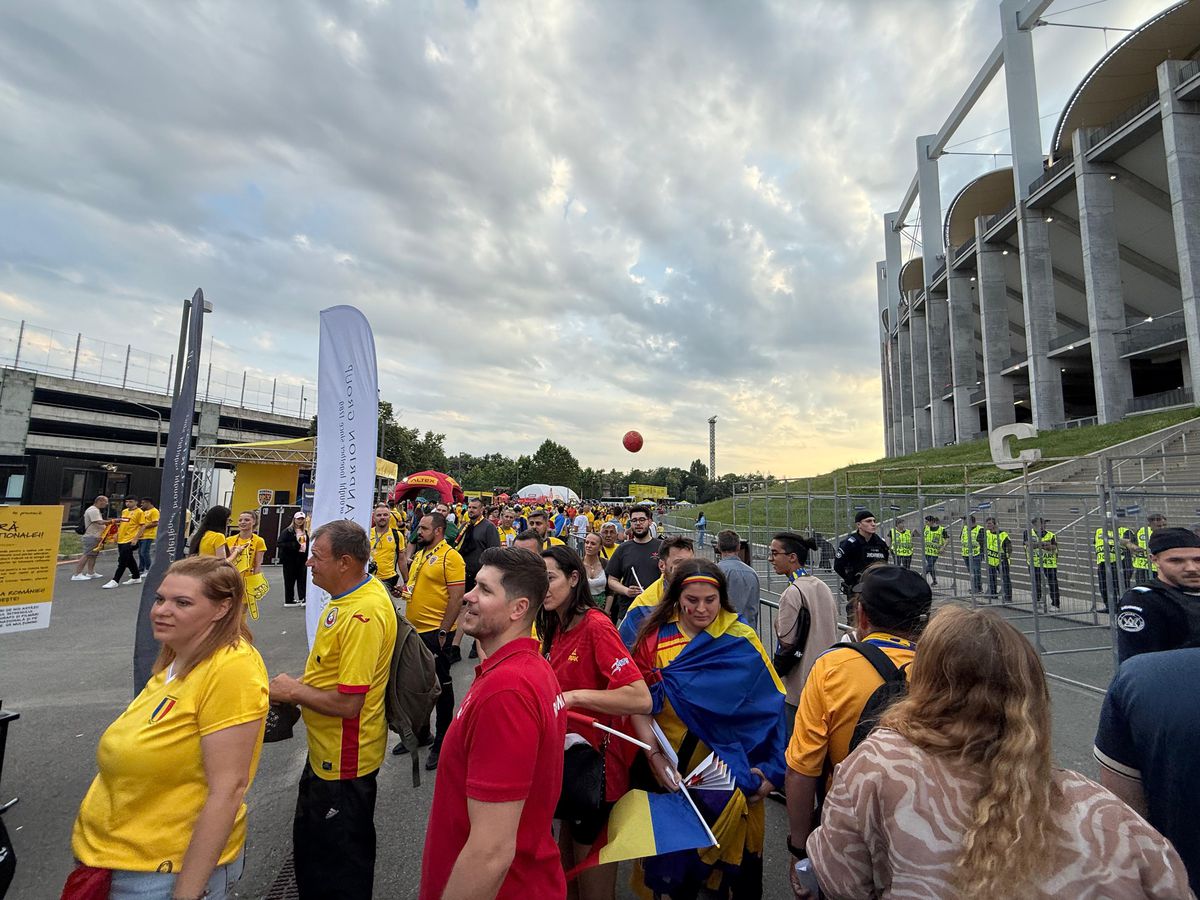 România - Cipru 2-0. O repriză și ne-a fost de ajuns » „Tricolorii” au rezolvat duelul înaintea pauzei, apoi au oprit motoarele. Situația în grupă