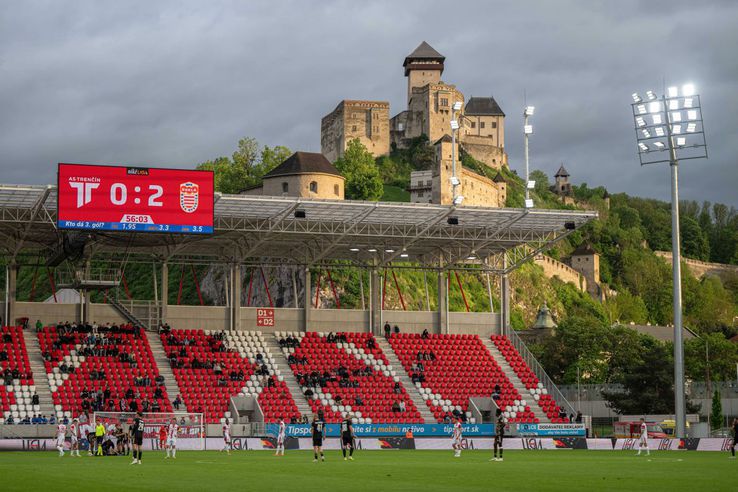 Stadionul din Trencin se află la poalele unui castel / Sursă foto: Imago Images