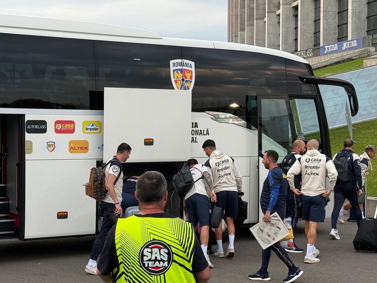 Autocarul României a ajuns la Arenă, înainte de meciul cu Cipru