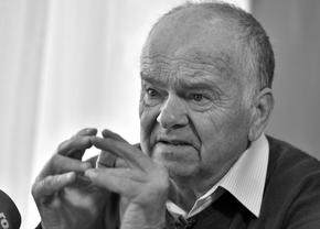 A murit Petru Cadar, legenda Brașovului! „M-au vândut pe două sobe de teracotă!” » Povești din carieră: „Ne-au luat ca pe pușcăriași din aeroport”