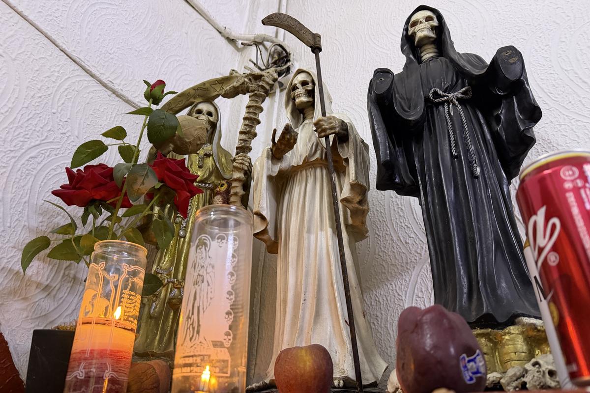 Imagini de la Santuario de la Santa Muerte