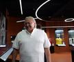 Miodrag Belodedici și Dănuț Lupu, la colecția tuturor baloanelor folosite la Campionatele Mondiale