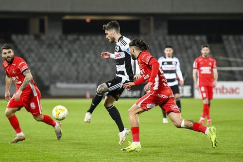 Negocieri U Cluj - Corvinul pentru împrumutul lui Andrej Fabry // foto: Imago Images