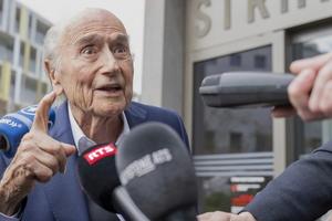 Blatter a criticat dur decizia excluderii arbitrului FIFA: „Este incredibil și absurd. Nu ar trebui să aibă dreptul”