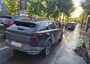 Noua Dacia Striker, surprinsă în premieră pe străzile din București » Reacțiile sunt împărțite
