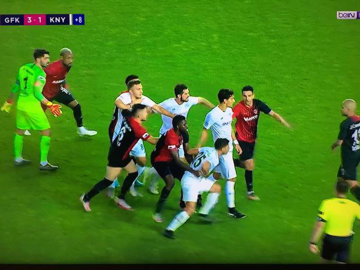 Bătaie Gaziantep - Konyaspor