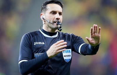 Sebastian Colțescu bifează, în această seară, o performanță importantă pentru cariera sa: 300 de meciuri în prima ligă din România