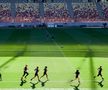 CSM București se antrenează pe Arena Națională » Antrenorul Adrian Vasile: „Stadionul arată bine şi  e o plăcere să alergi pe gazon”