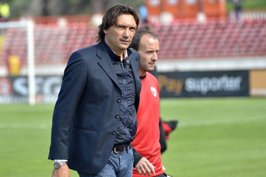 Dario Bonetti ar putea reveni la Dinamo Nici Miriuță, nici Minteuan! » Iuliu Mureșan a dezvăluit pe cine vrea în locul lui Uhrin jr.: „De el îmi place. Mai am 3 variante”