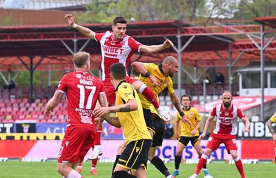 Ilie Dumitrescu critică atitudinea jucătorilor lui Dinamo: „Începe campionatul, nu au oferte, ce speră? Să meargă la golf?”