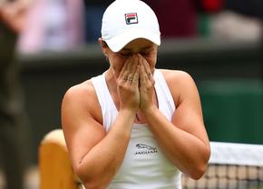 Lacrimi după finala de la Wimbledon! Ambele jucătoare au izbucnit în plâns