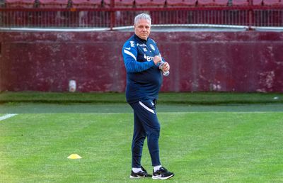 Șumudică a schimbat jumătate de echipă: „Ne așteaptă un joc infernal!” + 3 detalii despre „11”-le lui Ouzounidis