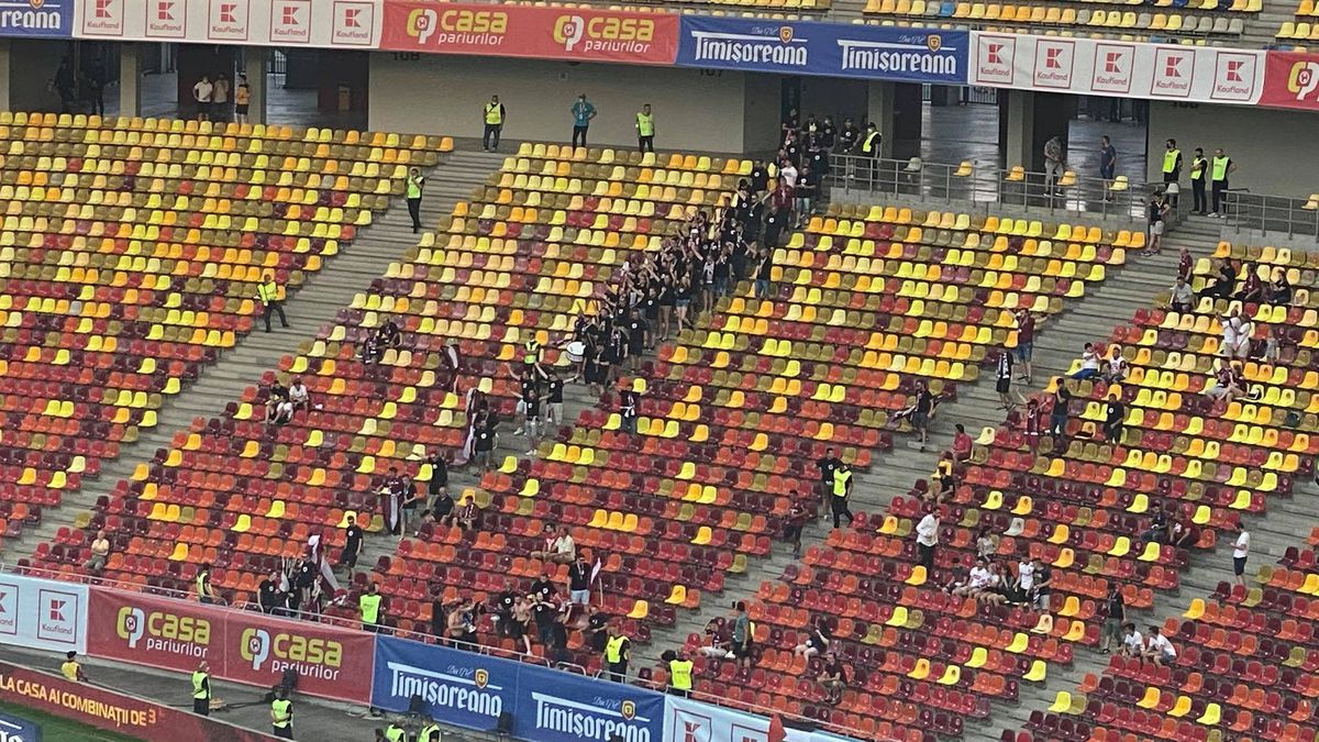 Bannerul oltenilor a creat confuzie pe Arena Națională: „6 ani de la prima strigare”