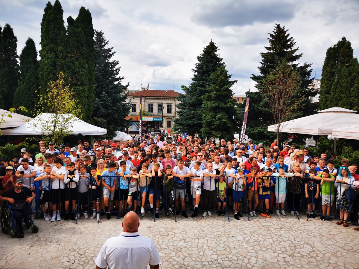 FC Botoșani, prezentare echipament și siglă