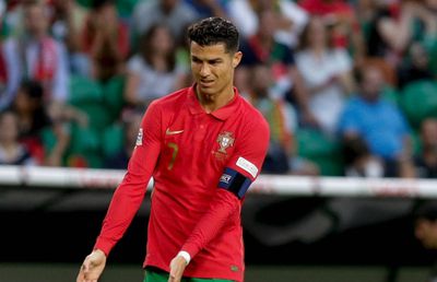 Bonus de plecare? Cristiano Ronaldo lipsește de o săptămână de la pregătiri, dar este plătit regește!