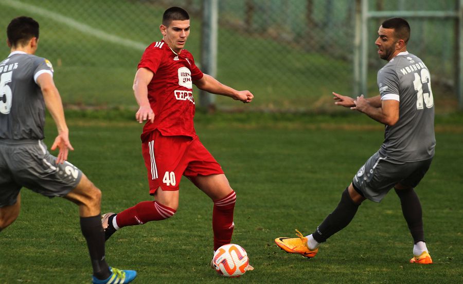 Primele două mutări pregătite de Dinamo după deblocarea transferurilor