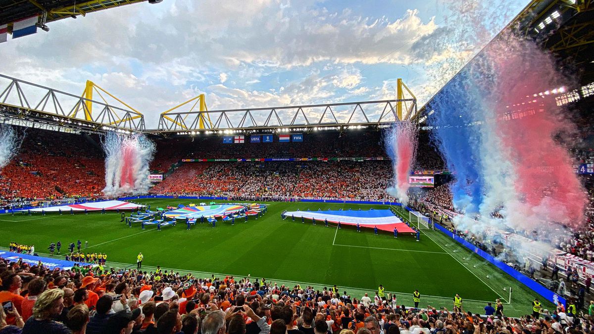 10 detalii observate pe stadion la Olanda - Anglia » „It's coming home, it's coming home!”. Berlin, ultima redută!