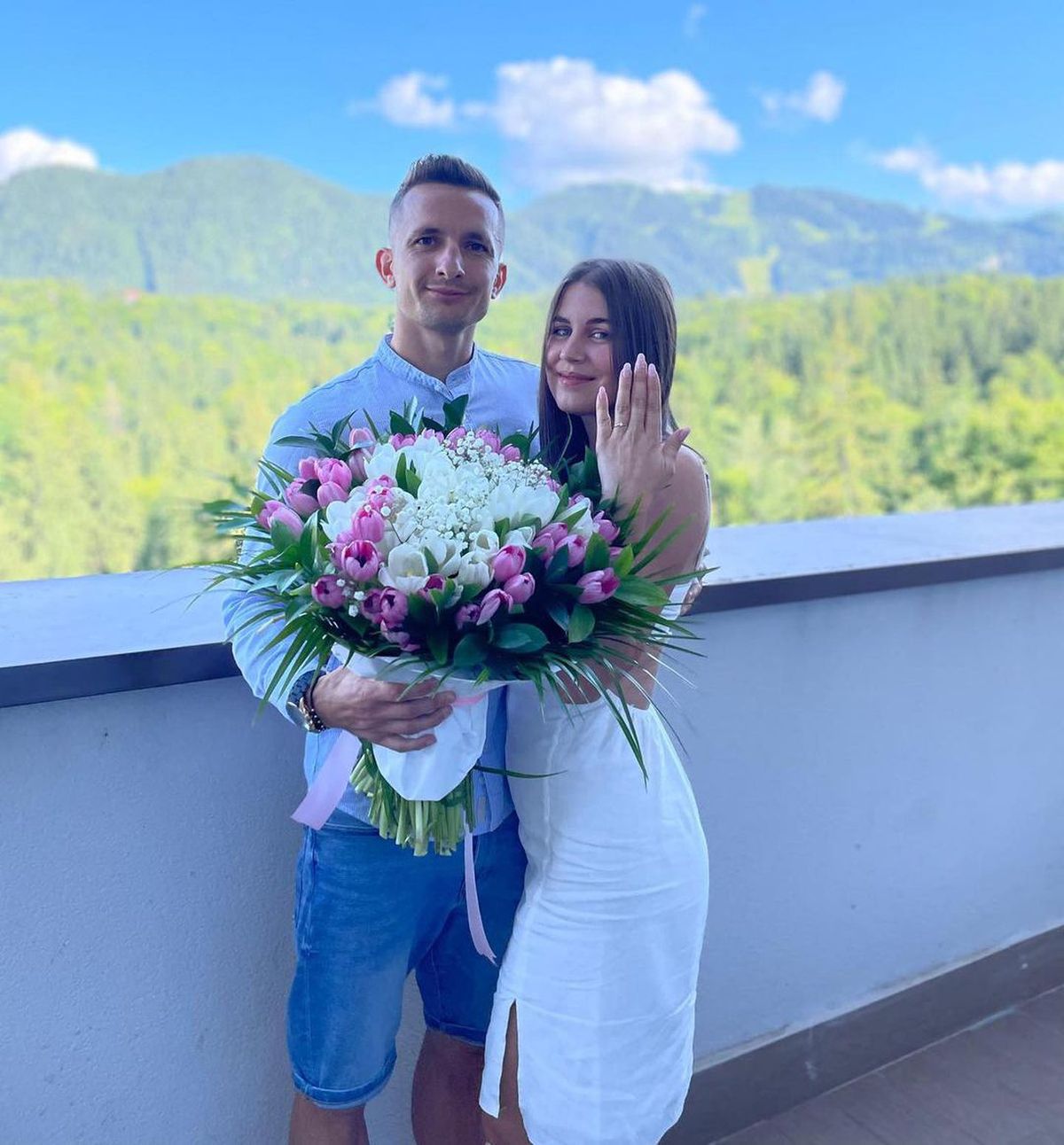 Cui i-a dedicat Marius Ștefănescu reușita extraordinară cu Farul: a cerut-o de soție pe Ileana vara aceasta