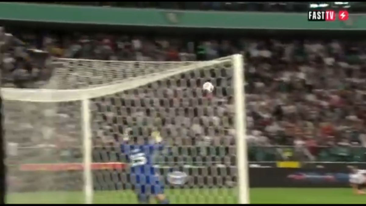 Andrei Vlad a primit un gol de toată frumusețea în Legia - Aktobe