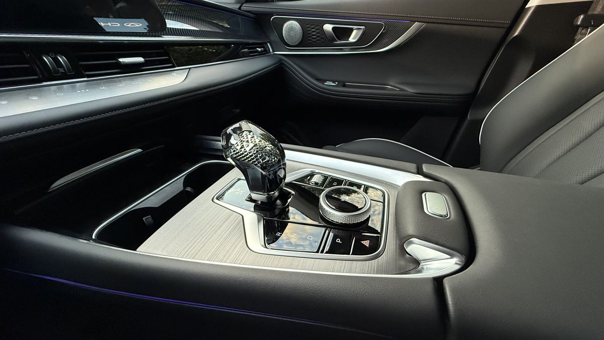 Cele două mașini chinezești care dau peste cap piața auto din România! Noul SUV ar putea deveni coșmarul Daciei