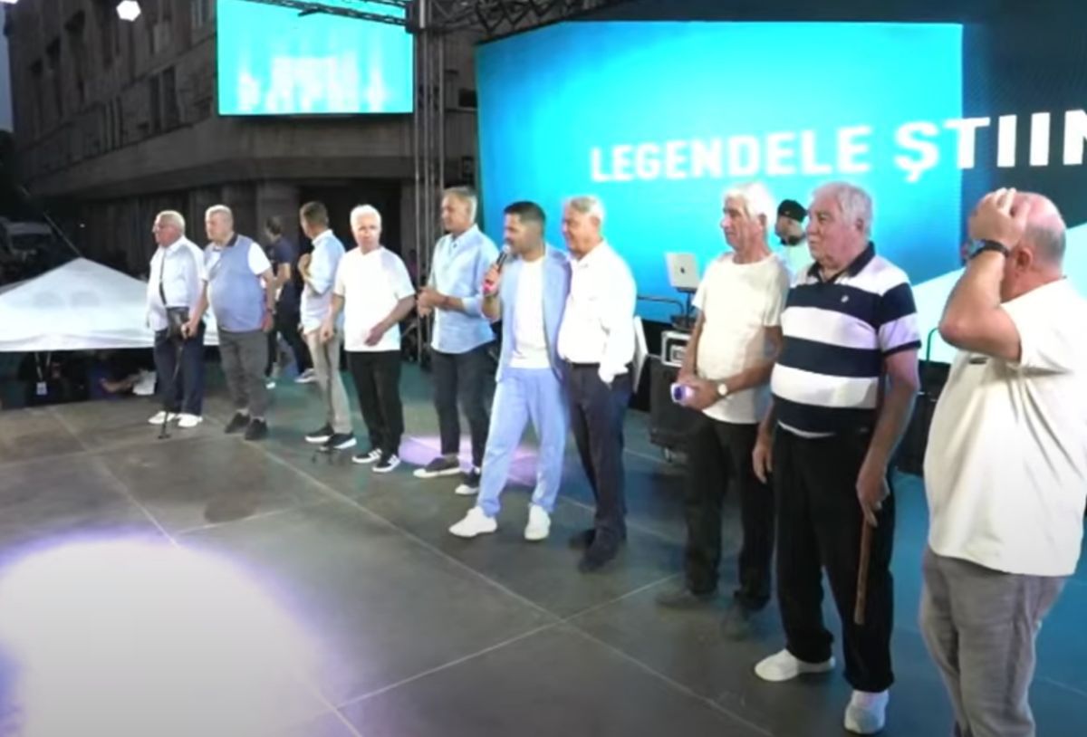 Universitatea Craiova, echipamente pentru sezonul 2025/2026