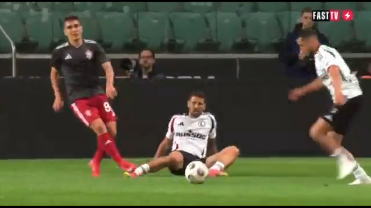 Andrei Vlad a primit un gol de toată frumusețea în Legia - Aktobe