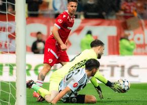 Jucătorul lui Dinamo, alertat de transferul de pe postul lui » Salariu triplu, îl scoate și din echipă?