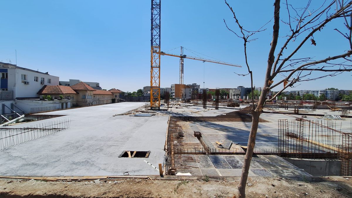 Imagini de pe șantierul velodromului interior de la Craiova, iulie 2025 // foto: GSP