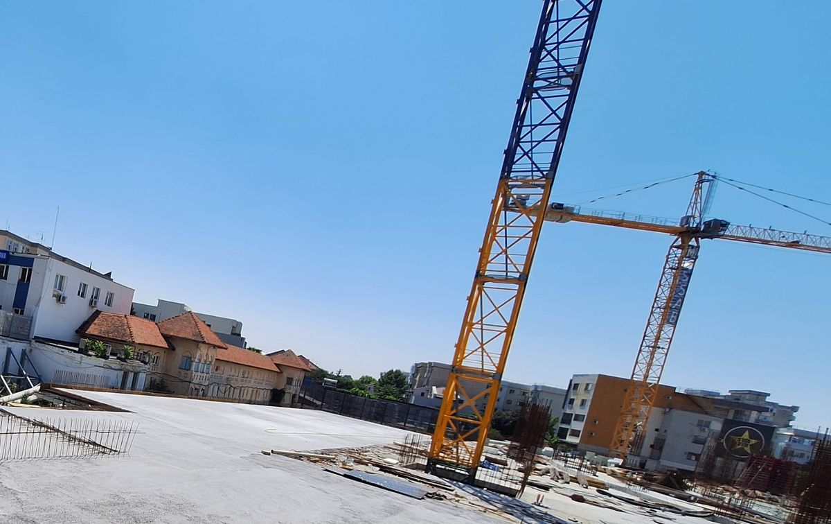 Imagini de pe șantierul velodromului interior de la Craiova, iulie 2025 // foto: GSP