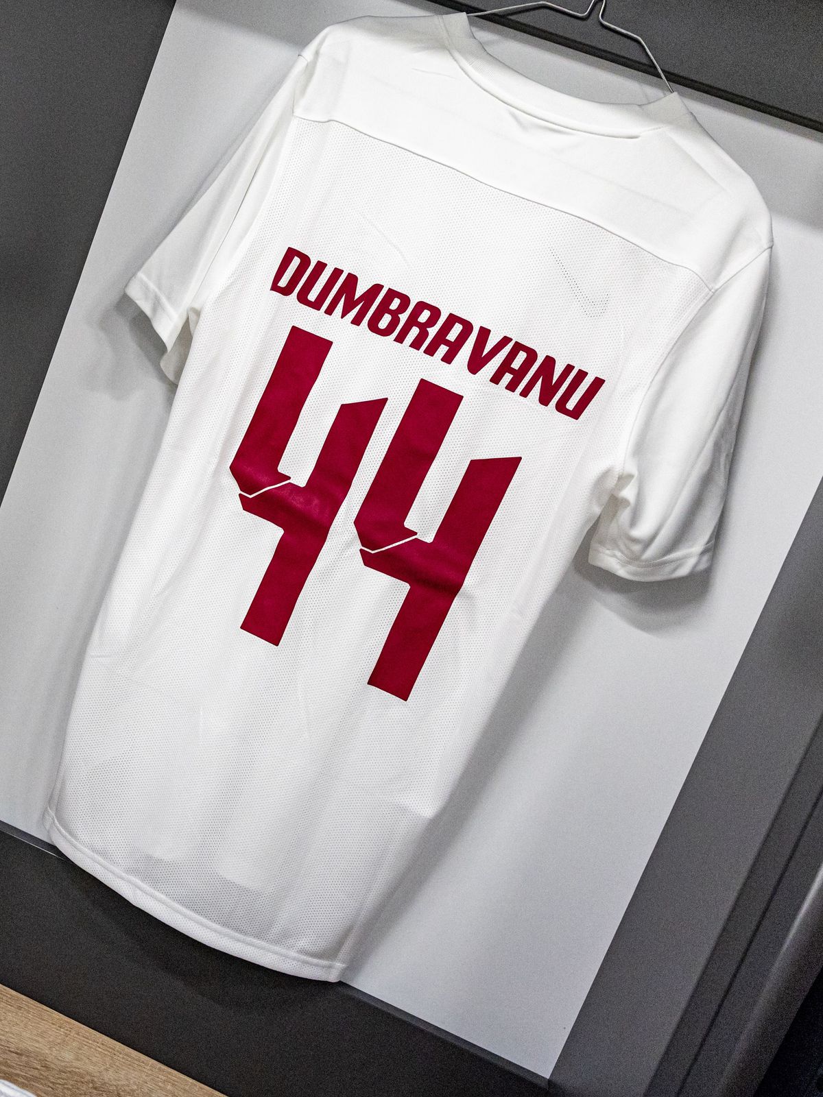 Imagini din vestiarul celor de la CFR Cluj, înaintea meciului cu Paksi