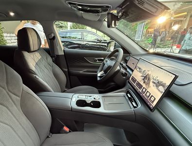 Cele două mașini chinezești care dau peste cap piața auto din România! Noul SUV ar putea deveni coșmarul Daciei