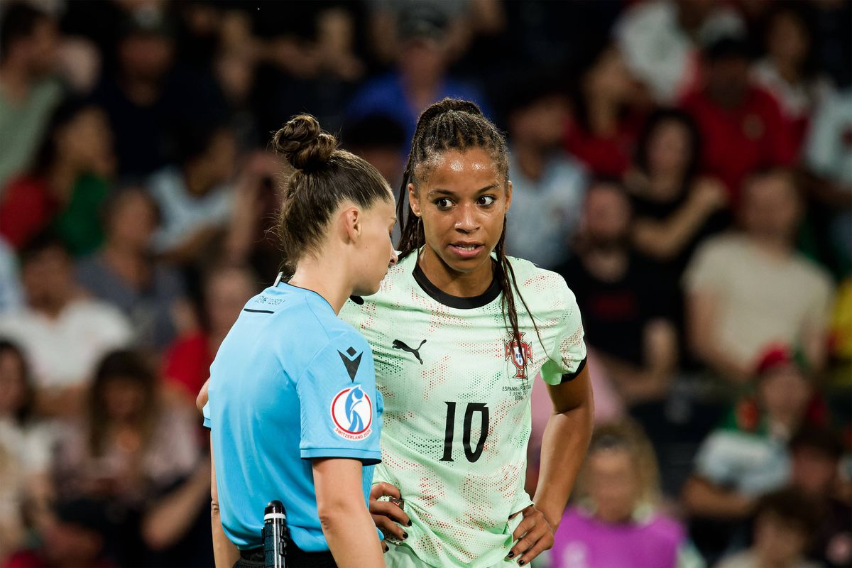 Arbitraj românesc de top la EURO 2025! Alina Peșu și Iuliana Demetrescu au fost delegate din nou la meciuri tari