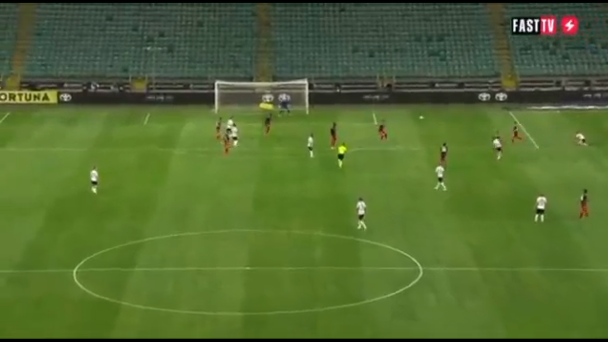 Andrei Vlad a primit un gol de toată frumusețea în Legia - Aktobe