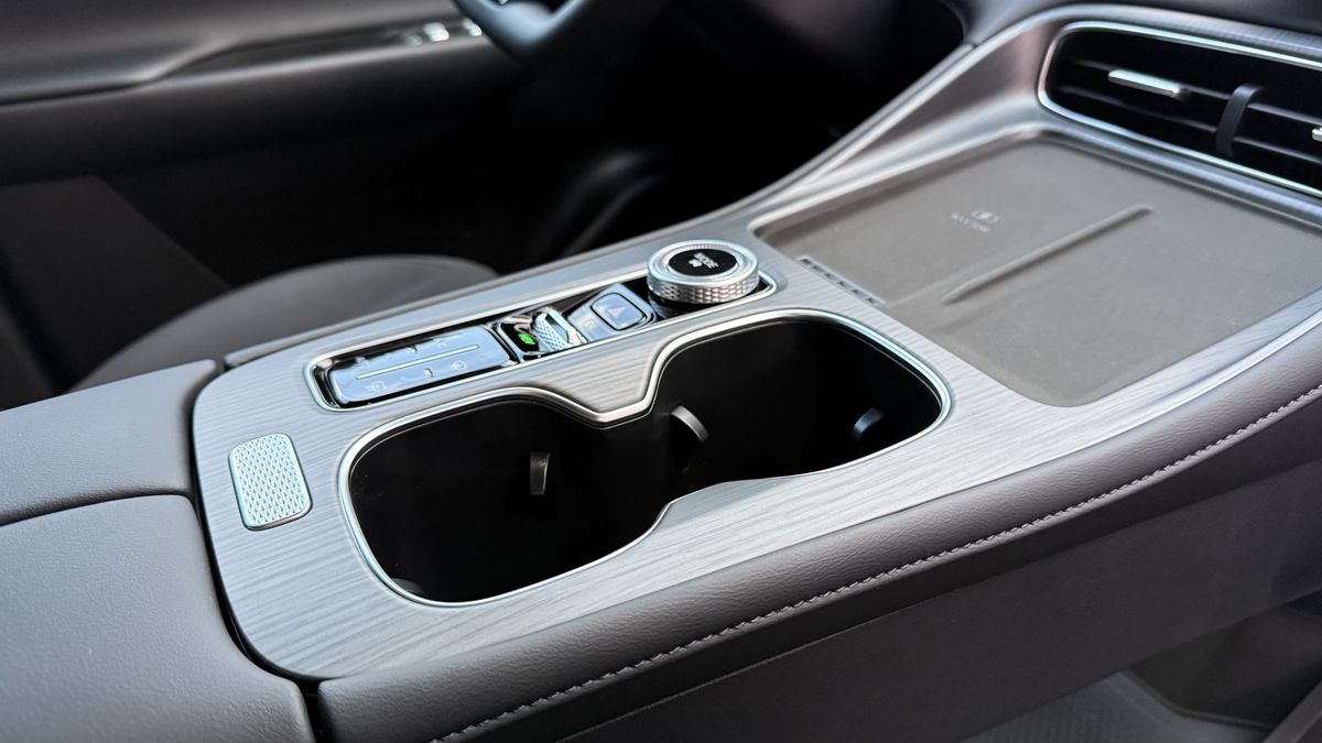 Cele două mașini chinezești care dau peste cap piața auto din România! Noul SUV ar putea deveni coșmarul Daciei