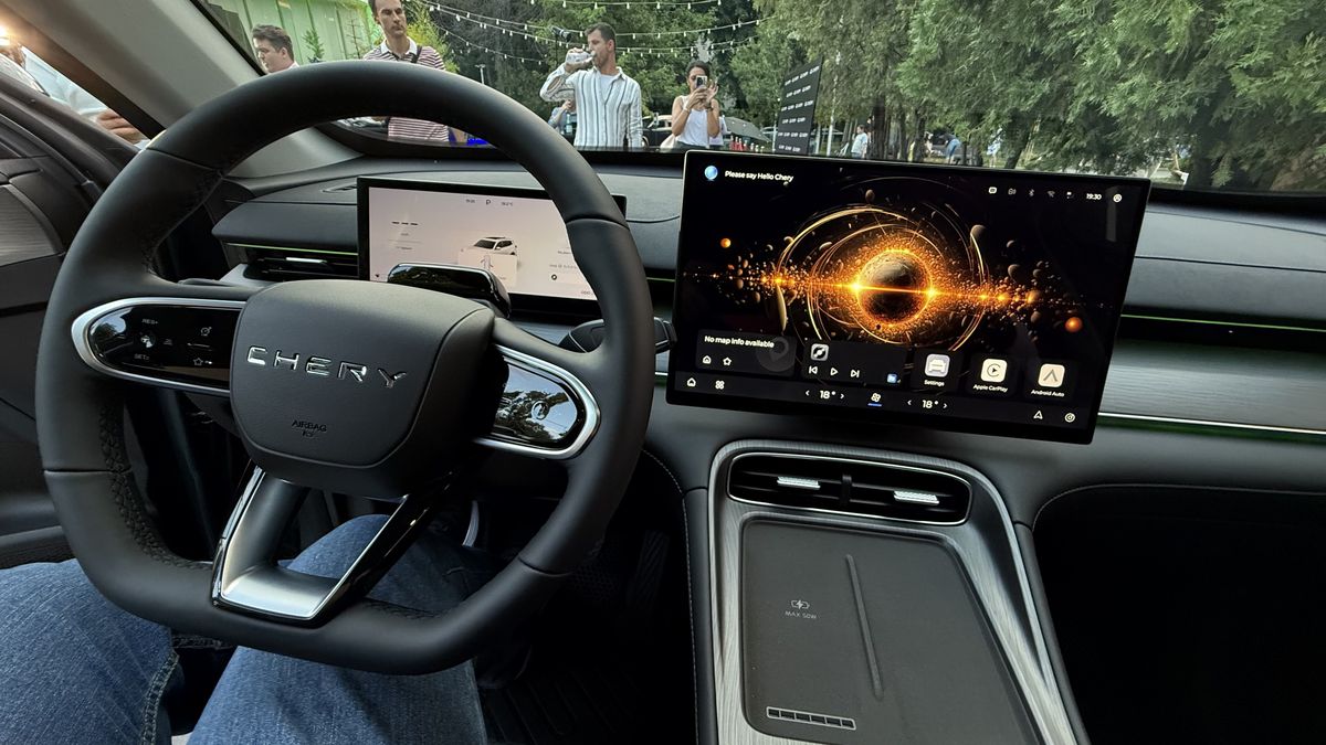 Cele două mașini chinezești care dau peste cap piața auto din România! Noul SUV ar putea deveni coșmarul Daciei