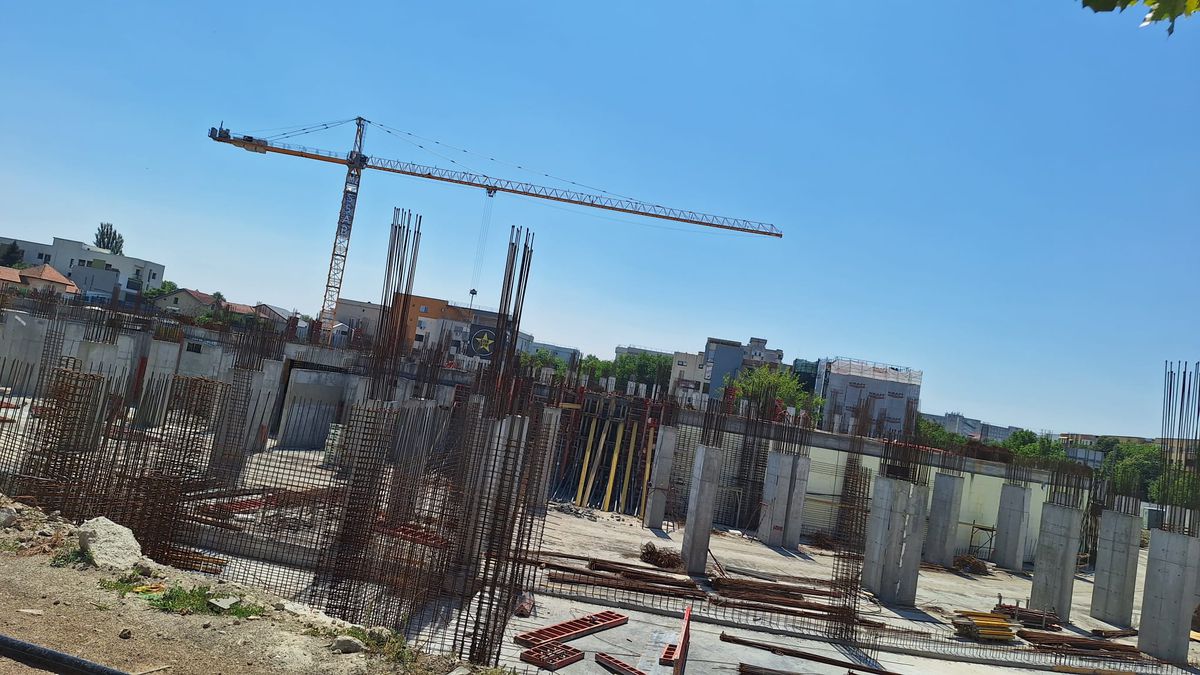 Imagini de pe șantierul velodromului interior de la Craiova, iulie 2025 // foto: GSP