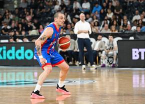 A jucat 3 sezoane la Dinamo și acum o va antrena pe Steaua » Unul din cei mai experimentați baschetbaliști români calcă pe urmele tatălui său