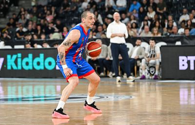 A jucat 3 sezoane la Dinamo și acum o va antrena pe Steaua » Unul din cei mai experimentați baschetbaliști români calcă pe urmele tatălui său