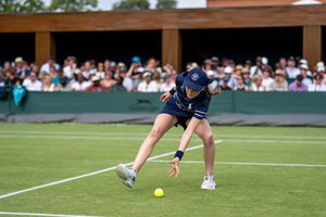 Al doilea scandal de la Wimbledon » Cum a stricat un copil de mingi arbitrul electronic