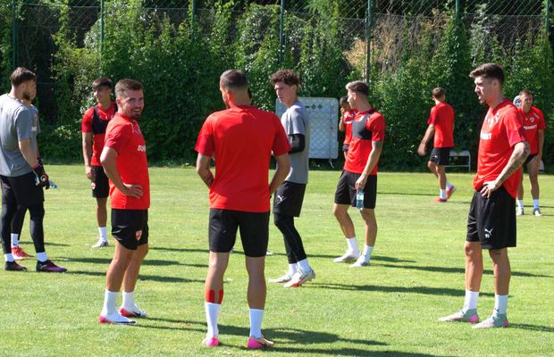 „Dinamo să nu facă precum Rapid” » Fostul internațional a lansat un avertisment pentru „câini”